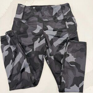 Athleta Women's Camo Leggings in Black and Gray